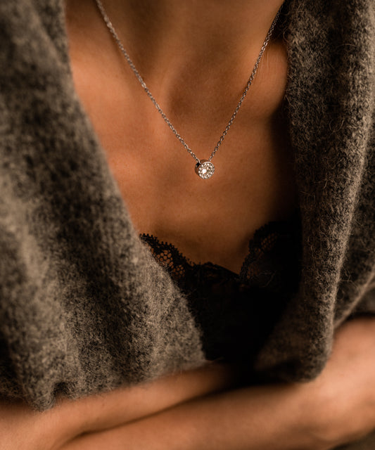 Brilliance Halo Necklace S