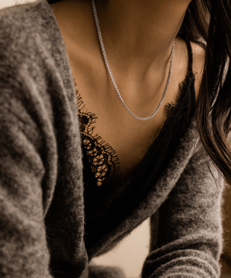 Lily Necklace 40-46 cm S