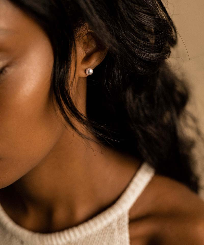 Pearl Earring 6 mm -NT