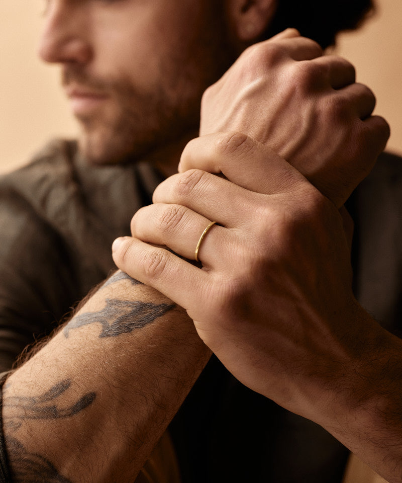 Cupped Plain Tiny Ring GT