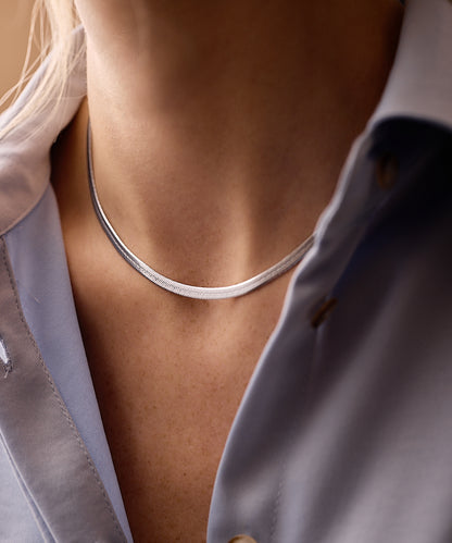 Medium Plain Necklace 40-46 cm S